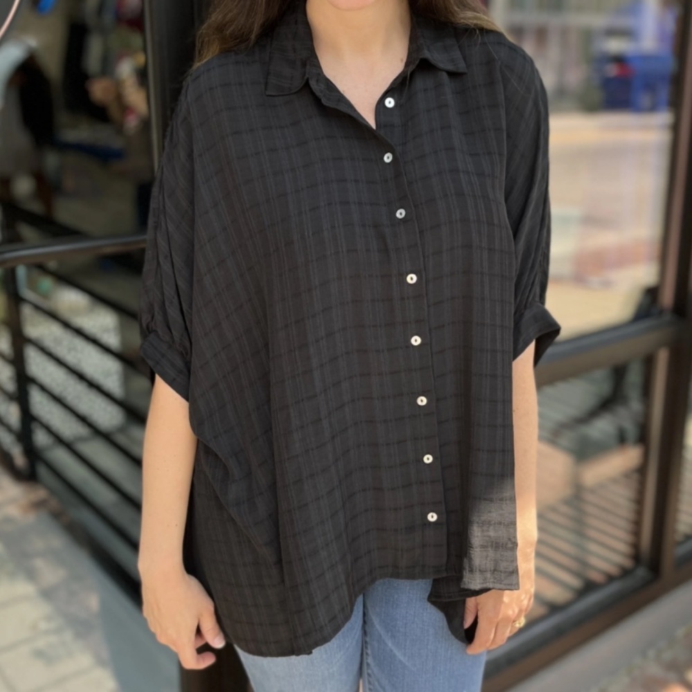 ENTRO Free Falling Oversized Button Down